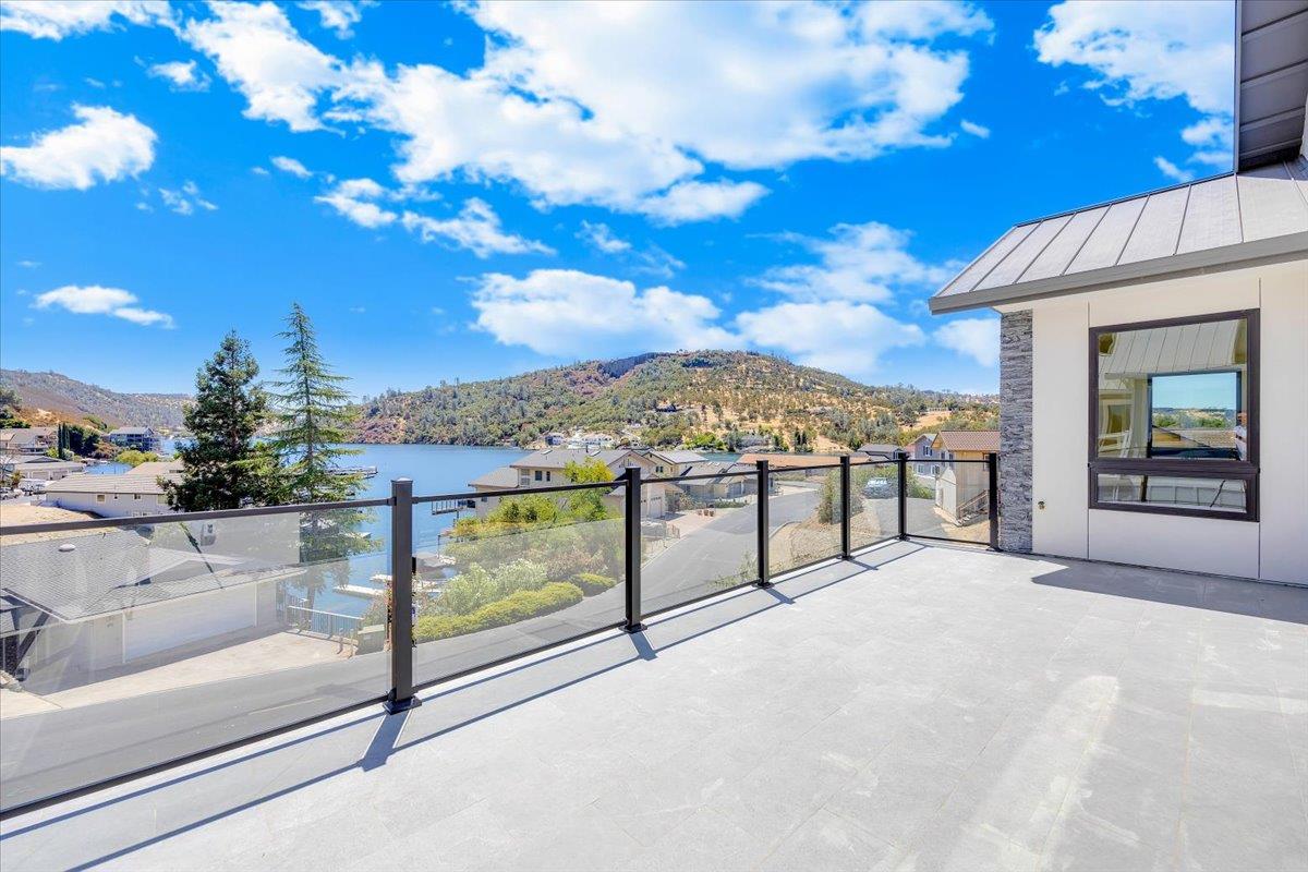 Copperopolis, California, 95228, United States, 3 Bedrooms Bedrooms, ,4 BathroomsBathrooms,Residential,Active,1723084