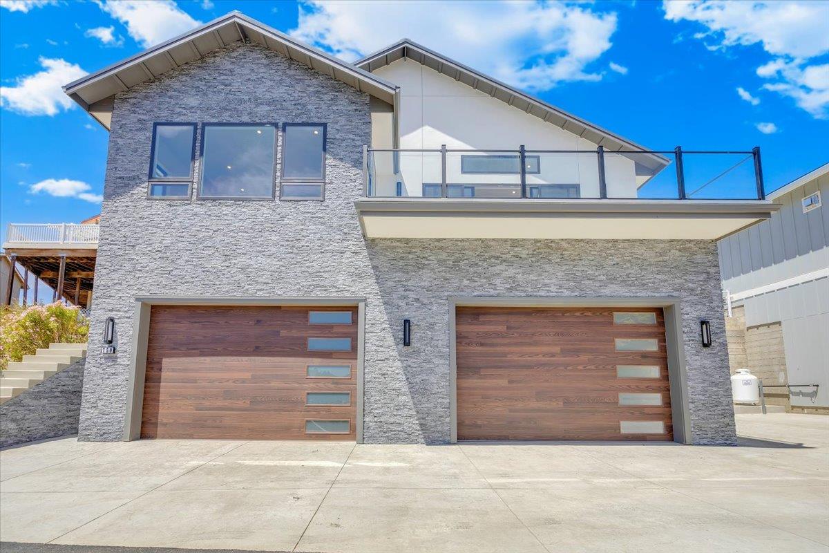 Copperopolis, California, 95228, United States, 3 Bedrooms Bedrooms, ,4 BathroomsBathrooms,Residential,Active,1723084