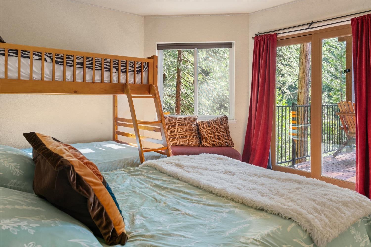 Arnold, California, 95223, United States, 5 Bedrooms Bedrooms, ,4 BathroomsBathrooms,Residential,Active,1987256