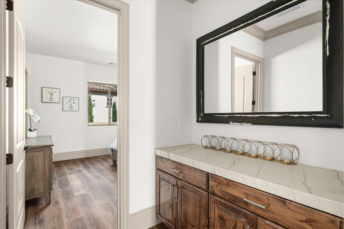 Copperopolis, California, 95228, United States, 4 Bedrooms Bedrooms, ,4 BathroomsBathrooms,Residential,Active,1824924