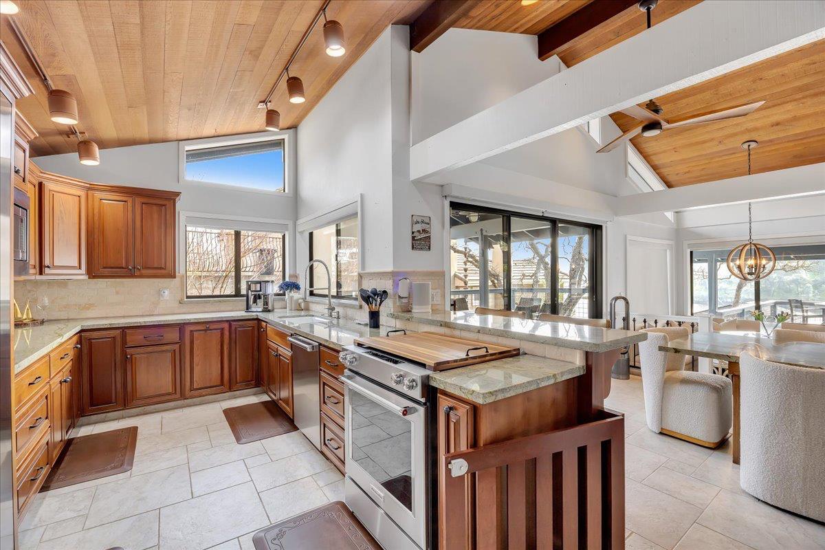 Copperopolis, California, 95228, United States, 4 Bedrooms Bedrooms, ,5 BathroomsBathrooms,Residential,Active,2013632