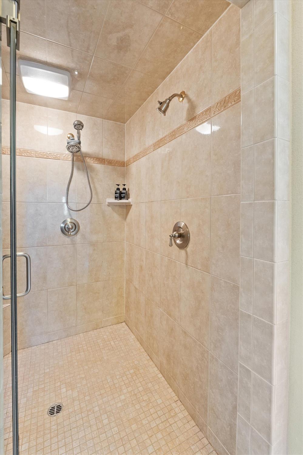 Murphys, California, 95247, United States, 4 Bedrooms Bedrooms, ,4 BathroomsBathrooms,Residential,Active,1959516