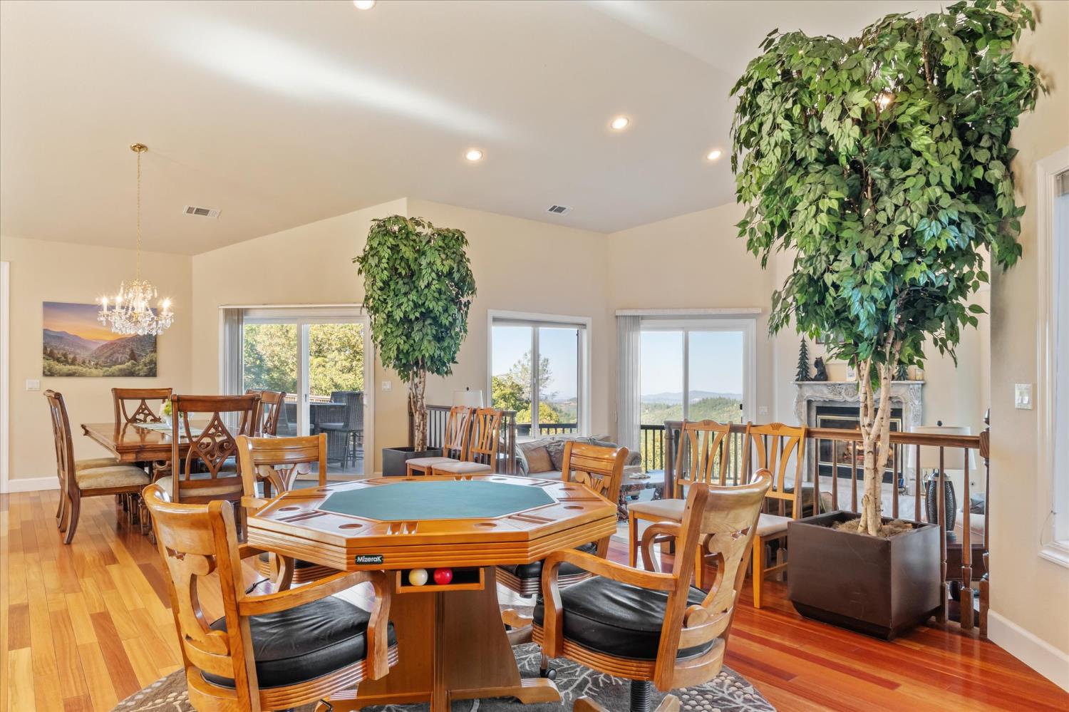 Murphys, California, 95247, United States, 4 Bedrooms Bedrooms, ,4 BathroomsBathrooms,Residential,Active,1959516