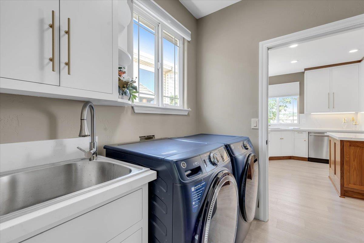 Copperopolis, California, 95228, United States, 4 Bedrooms Bedrooms, ,3 BathroomsBathrooms,Residential,Active,1824552
