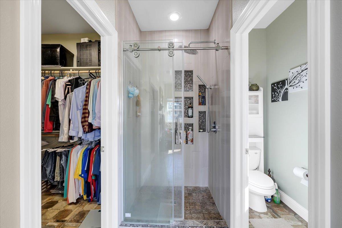 Copperopolis, California, 95228, United States, 5 Bedrooms Bedrooms, ,3 BathroomsBathrooms,Residential,Active,1967124