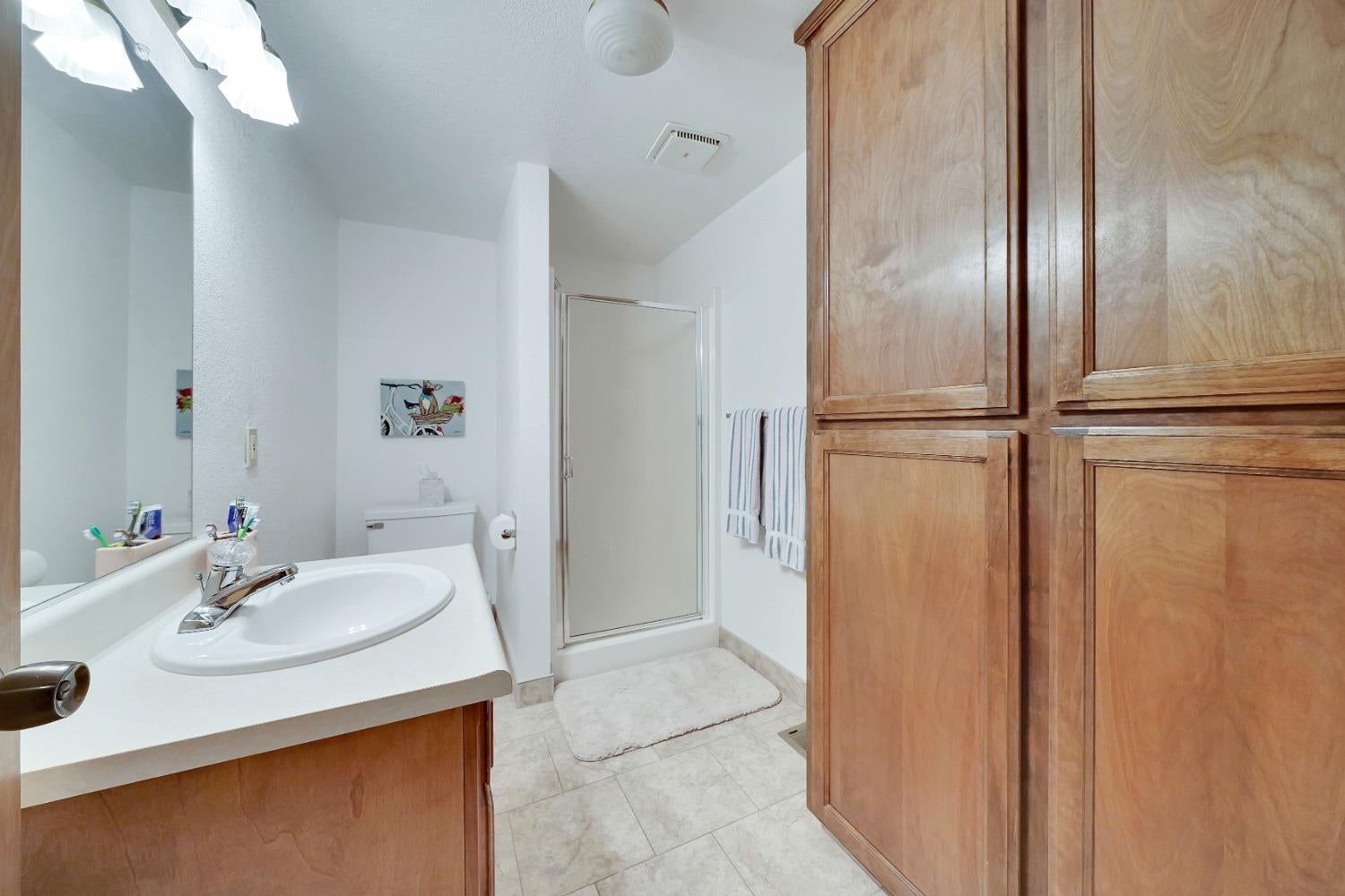 Copperopolis, California, 95228, United States, 4 Bedrooms Bedrooms, ,5 BathroomsBathrooms,Residential,Active,1824555