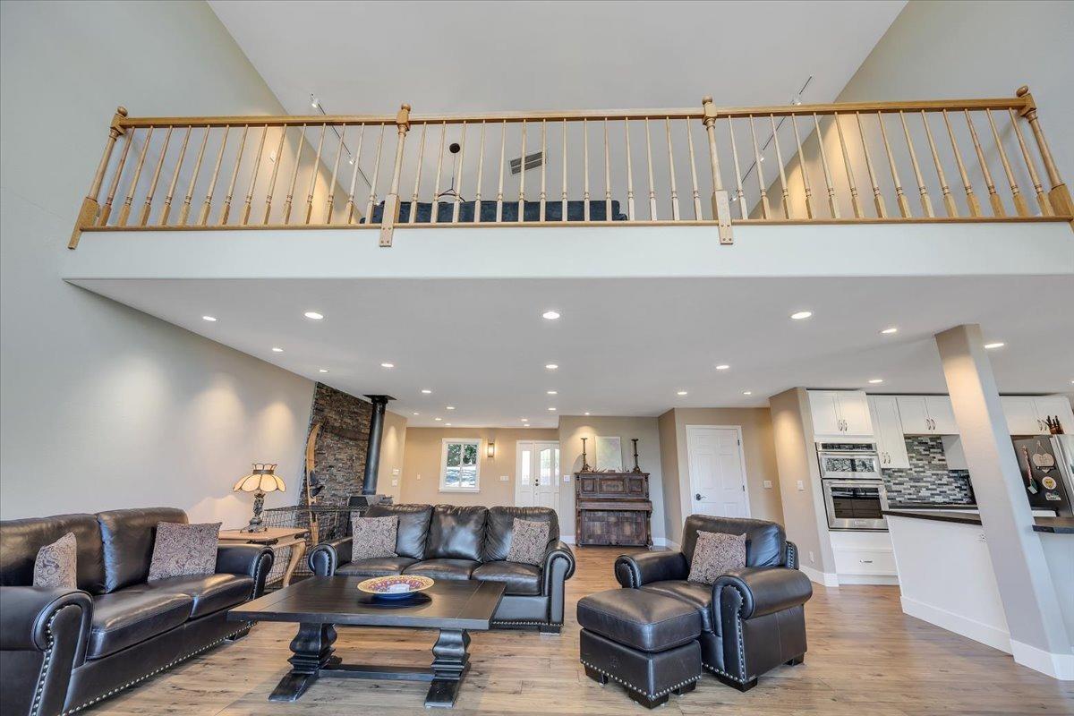 Jamestown, California, 95327, United States, 3 Bedrooms Bedrooms, ,2 BathroomsBathrooms,Residential,Active,1748288