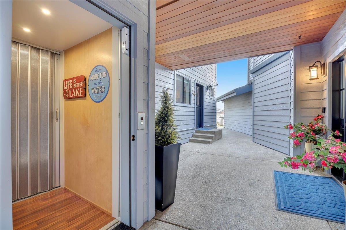 Copperopolis, California, 95228, United States, 4 Bedrooms Bedrooms, ,5 BathroomsBathrooms,Residential,Active,2013632