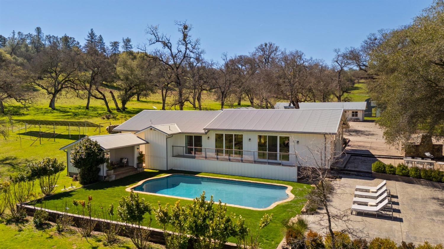 Angels Camp, California, 95222, United States, 4 Bedrooms Bedrooms, ,4 BathroomsBathrooms,Residential,Active,1749215