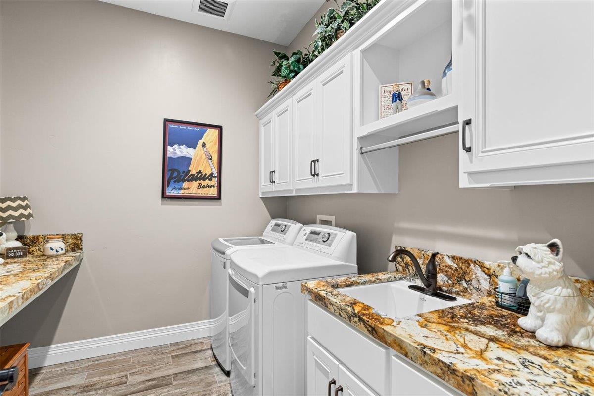 Copperopolis, California, 95228, United States, 4 Bedrooms Bedrooms, ,3 BathroomsBathrooms,Residential,Active,1954314