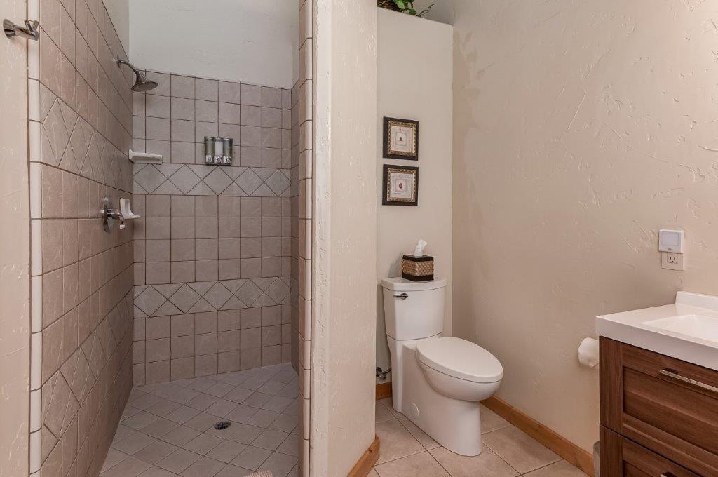 Arnold, California, 95223, United States, 6 Bedrooms Bedrooms, ,7 BathroomsBathrooms,Residential,Active,1797980
