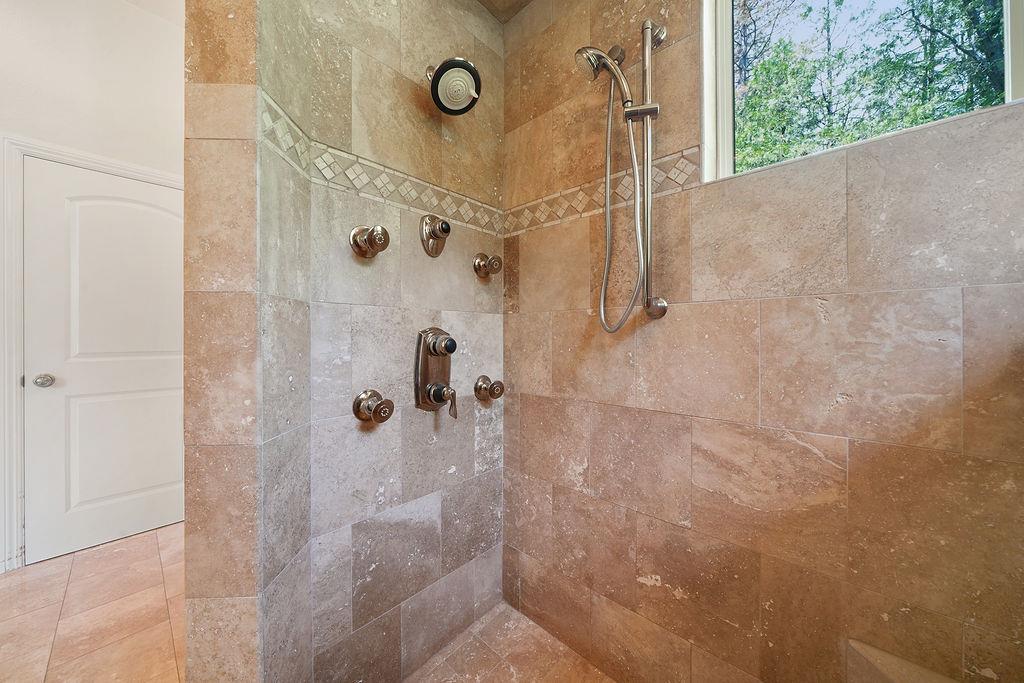 Arnold, California, 95223, United States, 3 Bedrooms Bedrooms, ,4 BathroomsBathrooms,Residential,Active,1860314