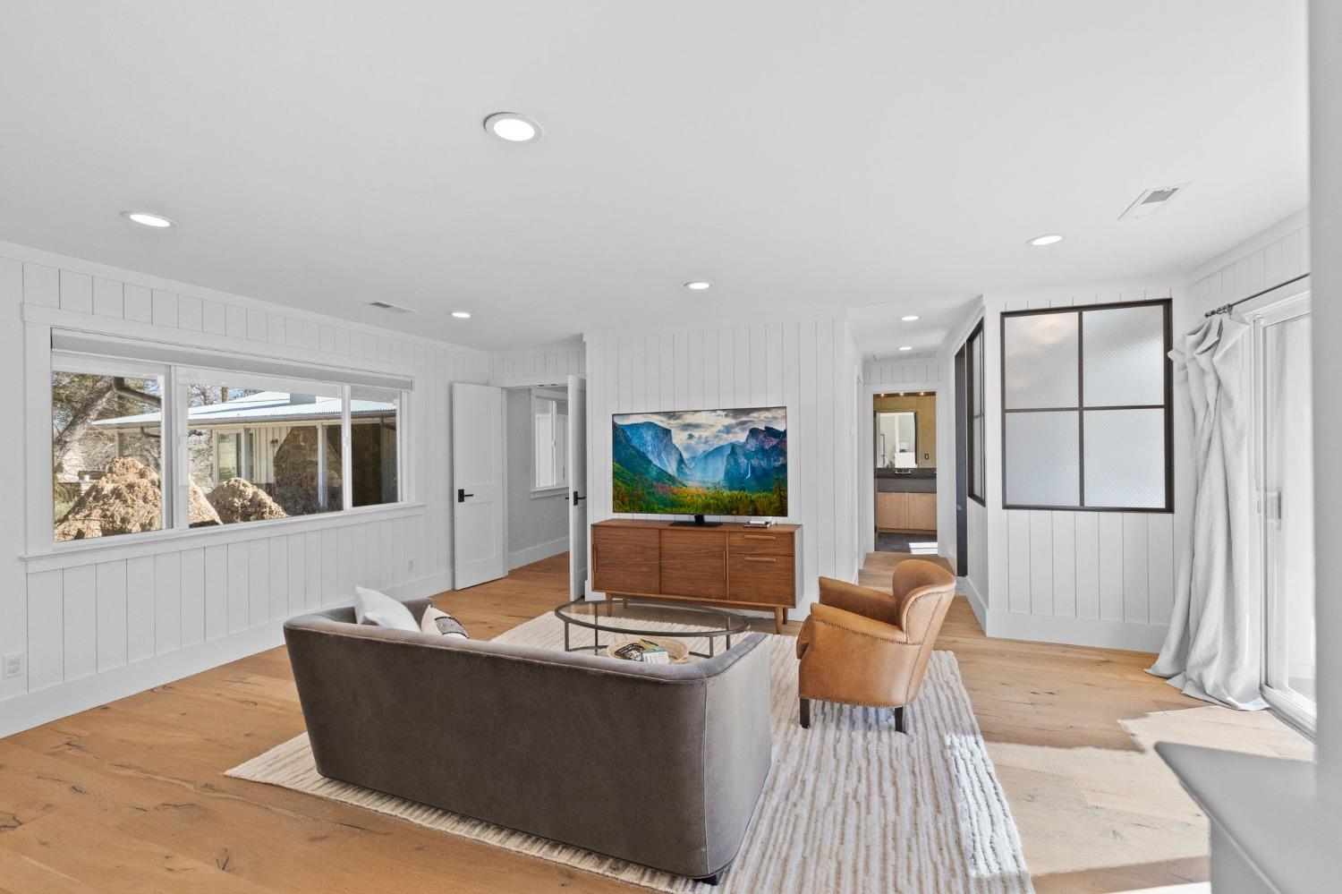 Angels Camp, California, 95222, United States, 4 Bedrooms Bedrooms, ,4 BathroomsBathrooms,Residential,Active,1749215