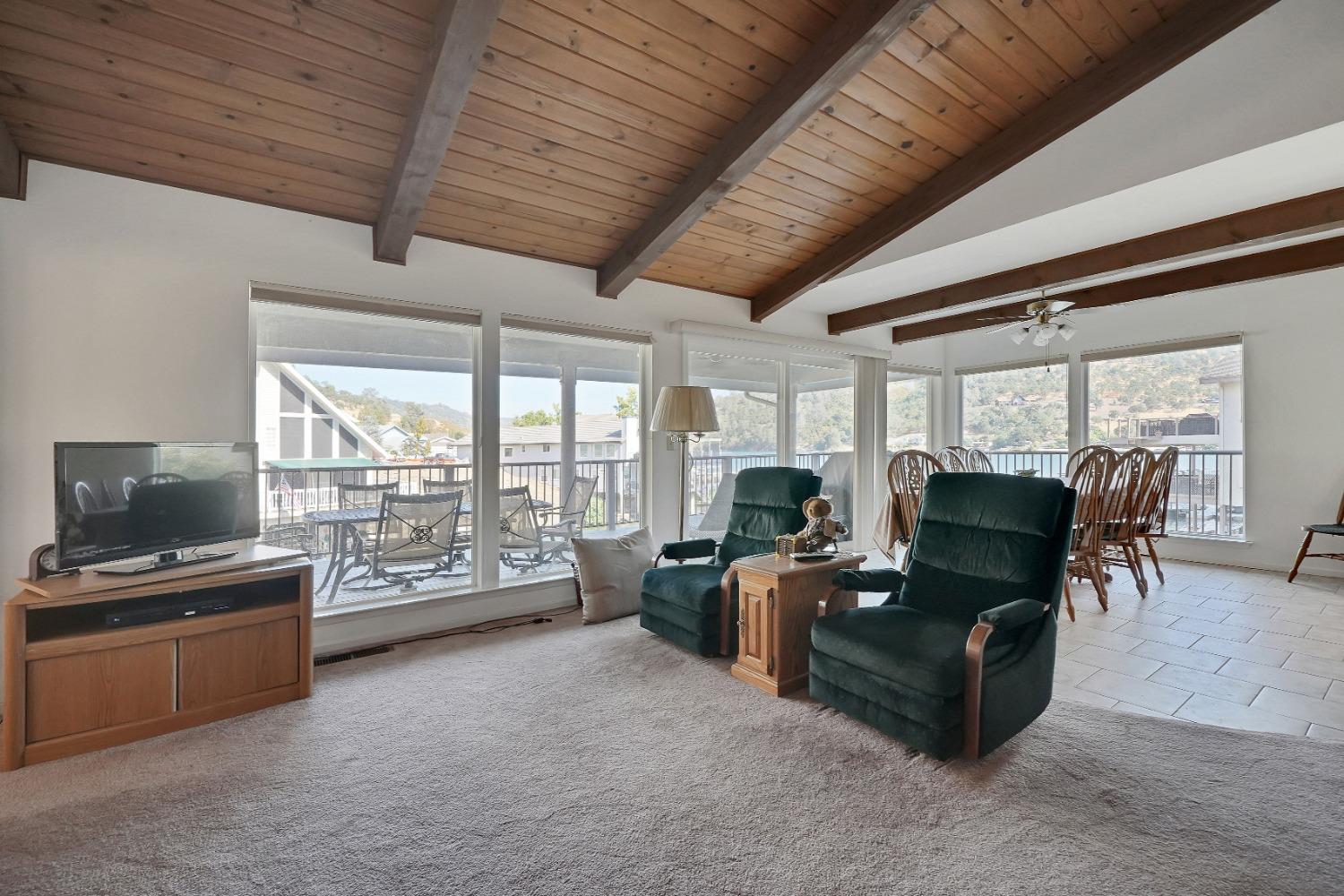 Copperopolis, California, 95228, United States, 4 Bedrooms Bedrooms, ,5 BathroomsBathrooms,Residential,Active,1824555