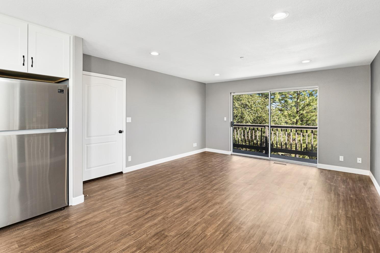 Murphys, California, 95247, United States, ,Residential,Pending,1703568