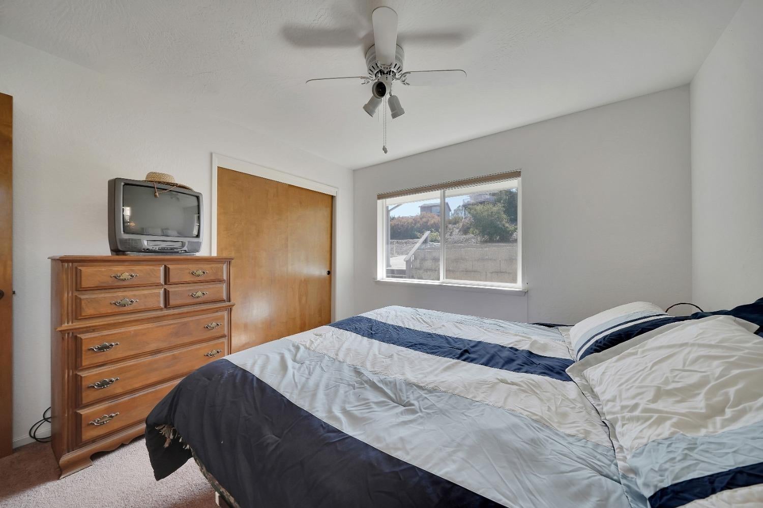 Copperopolis, California, 95228, United States, 4 Bedrooms Bedrooms, ,5 BathroomsBathrooms,Residential,Active,1824555