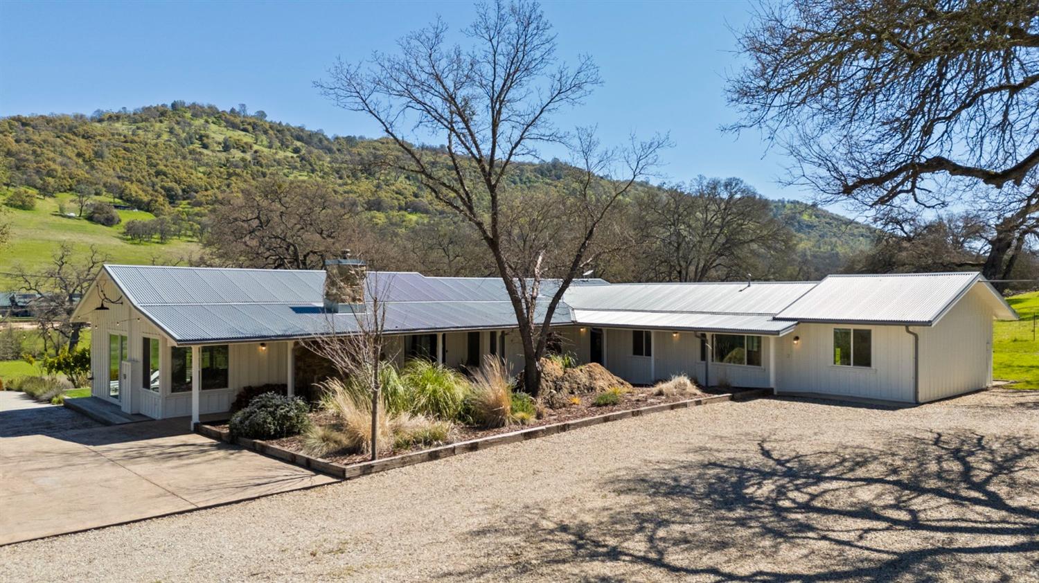 Angels Camp, California, 95222, United States, 4 Bedrooms Bedrooms, ,4 BathroomsBathrooms,Residential,Active,1749215