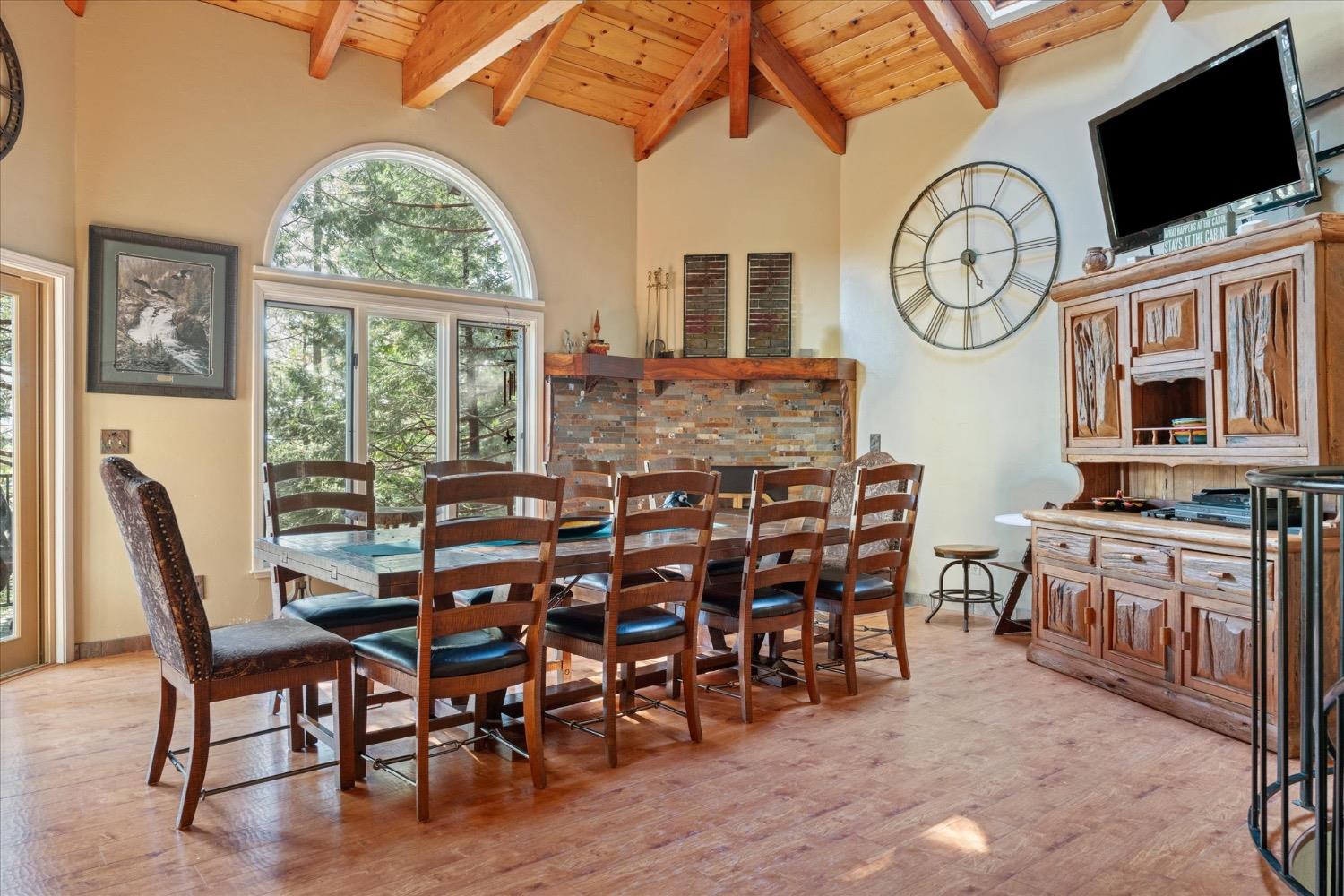 Arnold, California, 95223, United States, 5 Bedrooms Bedrooms, ,4 BathroomsBathrooms,Residential,Active,1987256