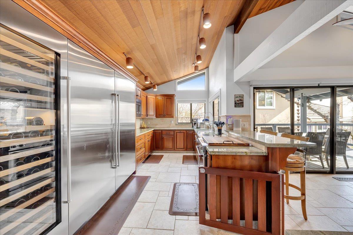 Copperopolis, California, 95228, United States, 4 Bedrooms Bedrooms, ,5 BathroomsBathrooms,Residential,Active,2013632