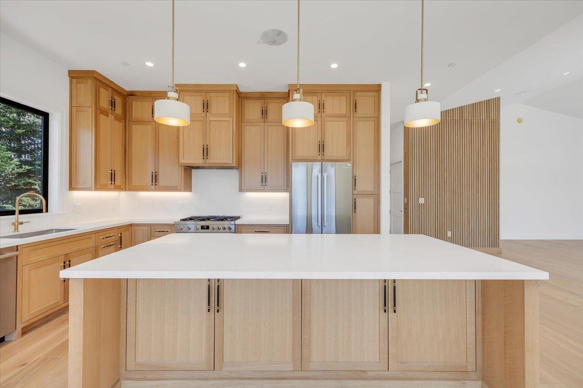 Copperopolis, California, 95228, United States, 3 Bedrooms Bedrooms, ,4 BathroomsBathrooms,Residential,Active,1723084