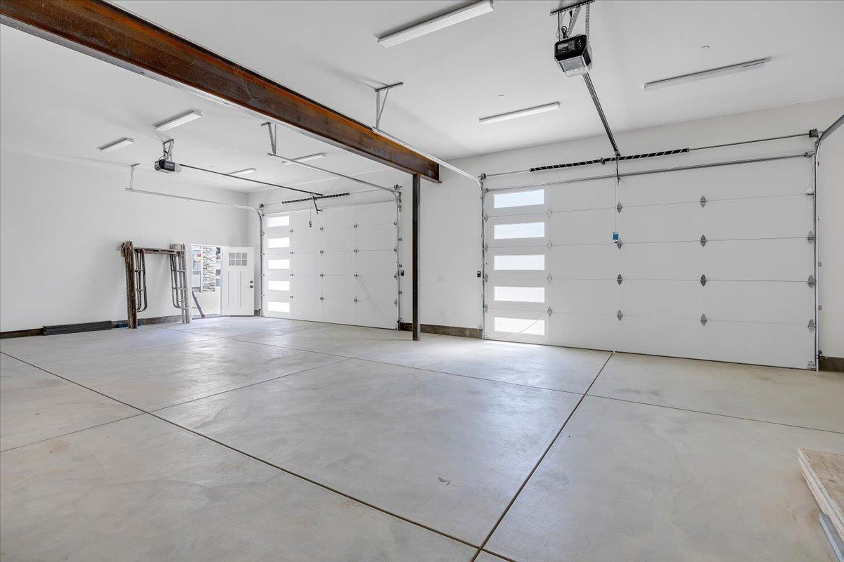 Copperopolis, California, 95228, United States, 3 Bedrooms Bedrooms, ,4 BathroomsBathrooms,Residential,Active,1723084