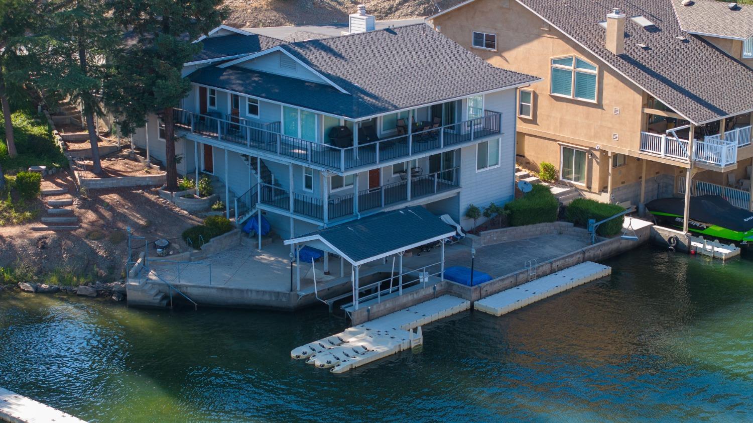 Copperopolis, California, 95228, United States, 4 Bedrooms Bedrooms, ,5 BathroomsBathrooms,Residential,Active,1824555