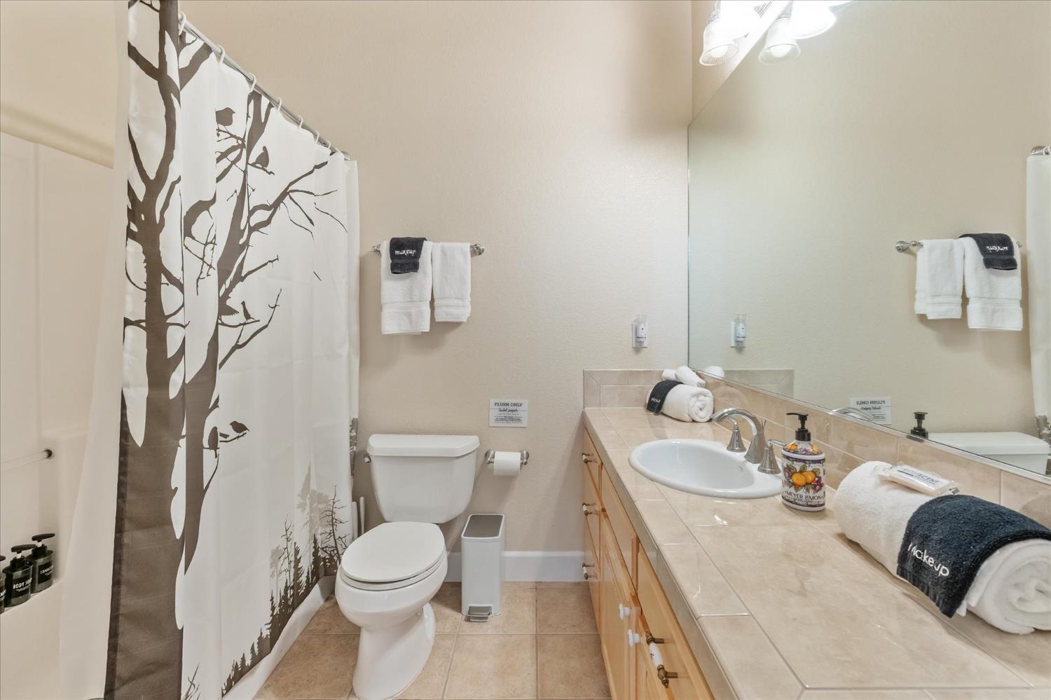 Murphys, California, 95247, United States, 4 Bedrooms Bedrooms, ,4 BathroomsBathrooms,Residential,Active,1959516