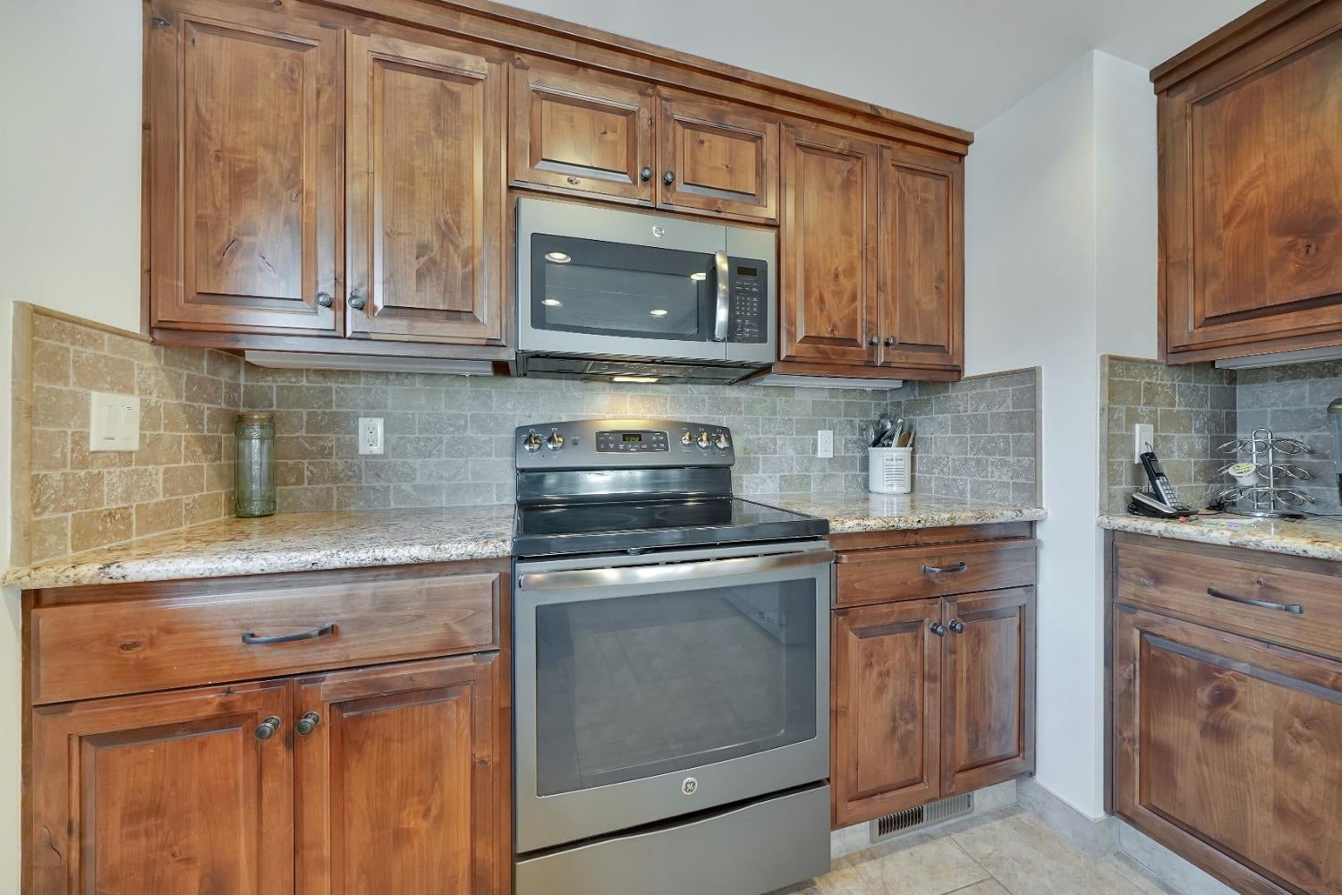 Copperopolis, California, 95228, United States, 4 Bedrooms Bedrooms, ,5 BathroomsBathrooms,Residential,Active,1824555