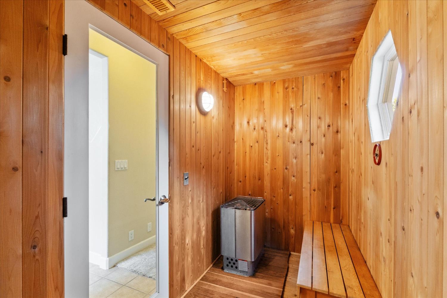 Murphys, California, 95247, United States, 4 Bedrooms Bedrooms, ,4 BathroomsBathrooms,Residential,Active,1959516