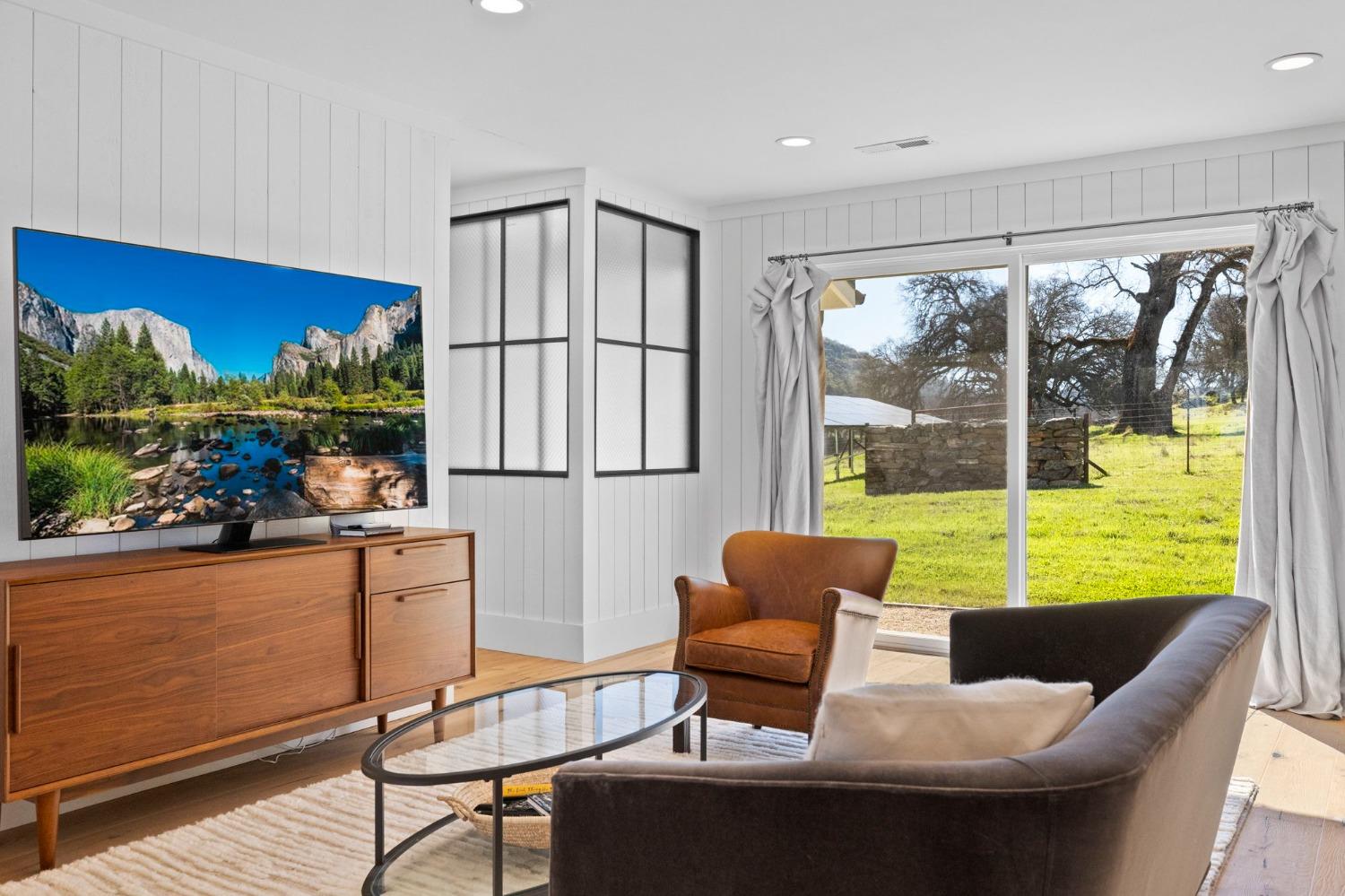 Angels Camp, California, 95222, United States, 4 Bedrooms Bedrooms, ,4 BathroomsBathrooms,Residential,Active,1749215