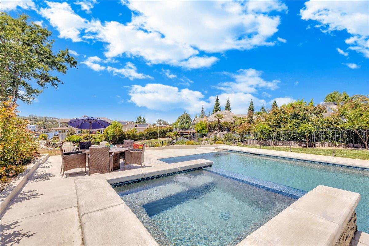 Copperopolis, California, 95228, United States, 4 Bedrooms Bedrooms, ,3 BathroomsBathrooms,Residential,Active,1824552