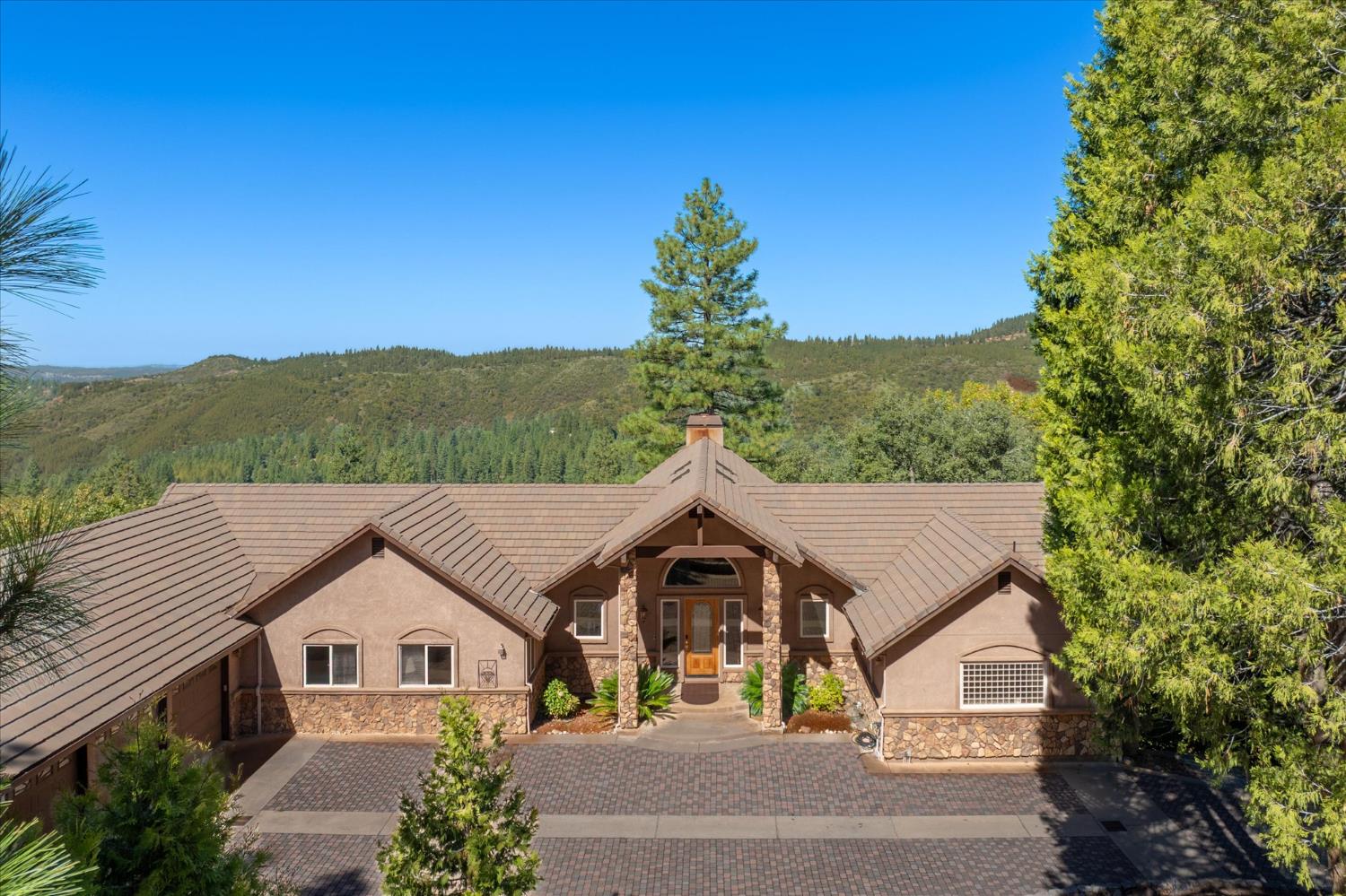 Murphys, California, 95247, United States, 4 Bedrooms Bedrooms, ,4 BathroomsBathrooms,Residential,Active,1959516