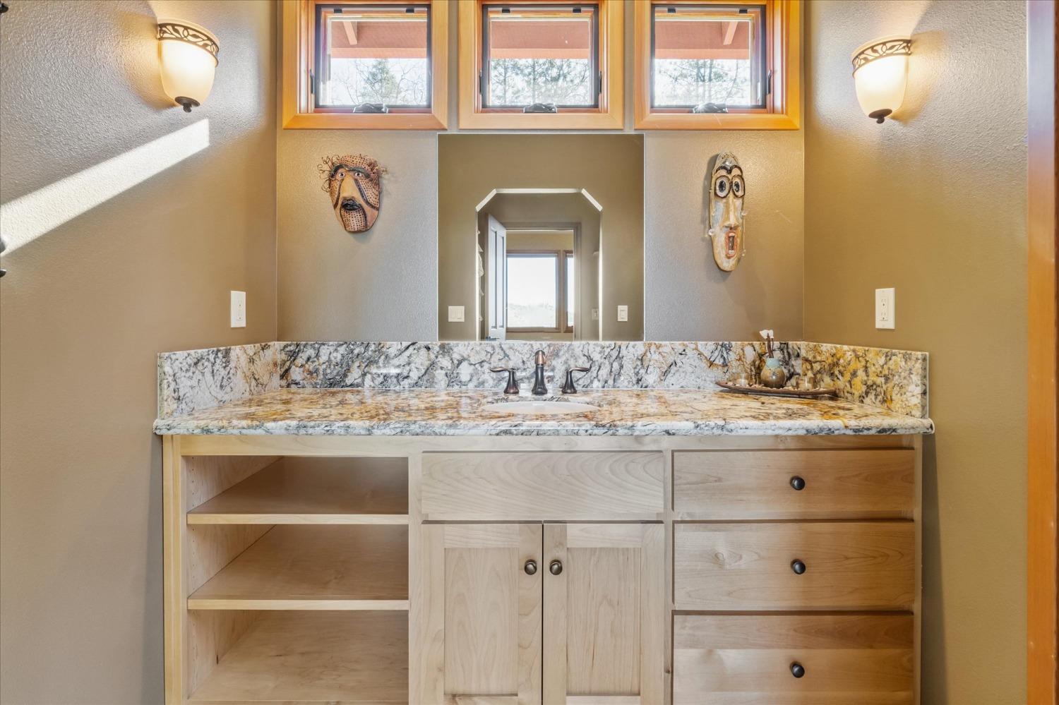 Murphys, California, 95247, United States, 4 Bedrooms Bedrooms, ,5 BathroomsBathrooms,Residential,Active,1741565