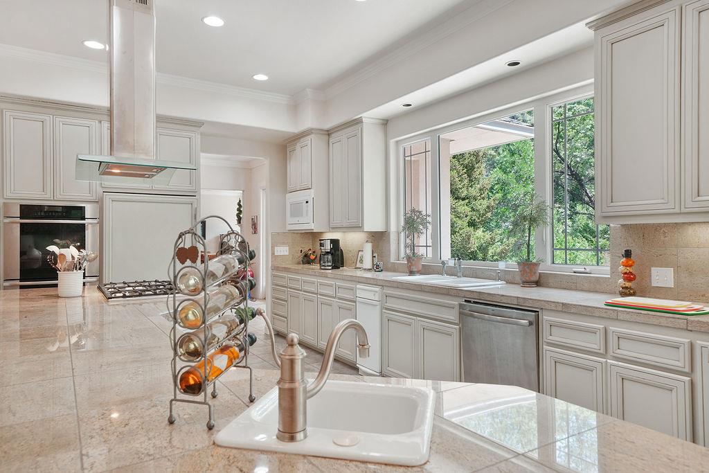 Arnold, California, 95223, United States, 3 Bedrooms Bedrooms, ,4 BathroomsBathrooms,Residential,Active,1860314