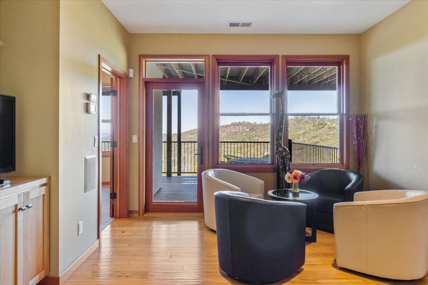 Murphys, California, 95247, United States, 4 Bedrooms Bedrooms, ,5 BathroomsBathrooms,Residential,Active,1741565