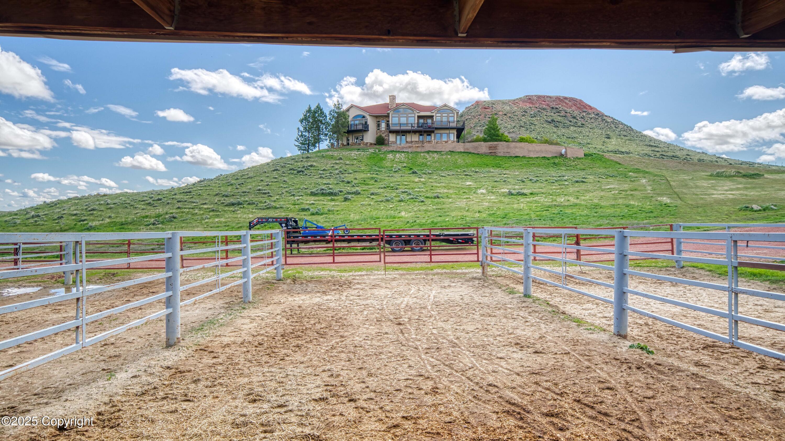 Gillette, Wyoming, 82718, United States, ,5 BathroomsBathrooms,Residential,Active,1824510