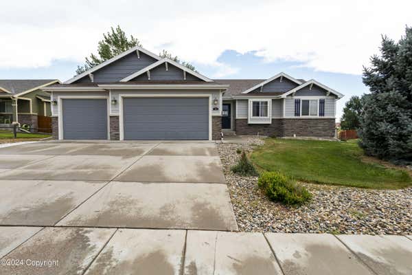 621 ARCADIA AVE, GILLETTE, WY 82716 - Image 1