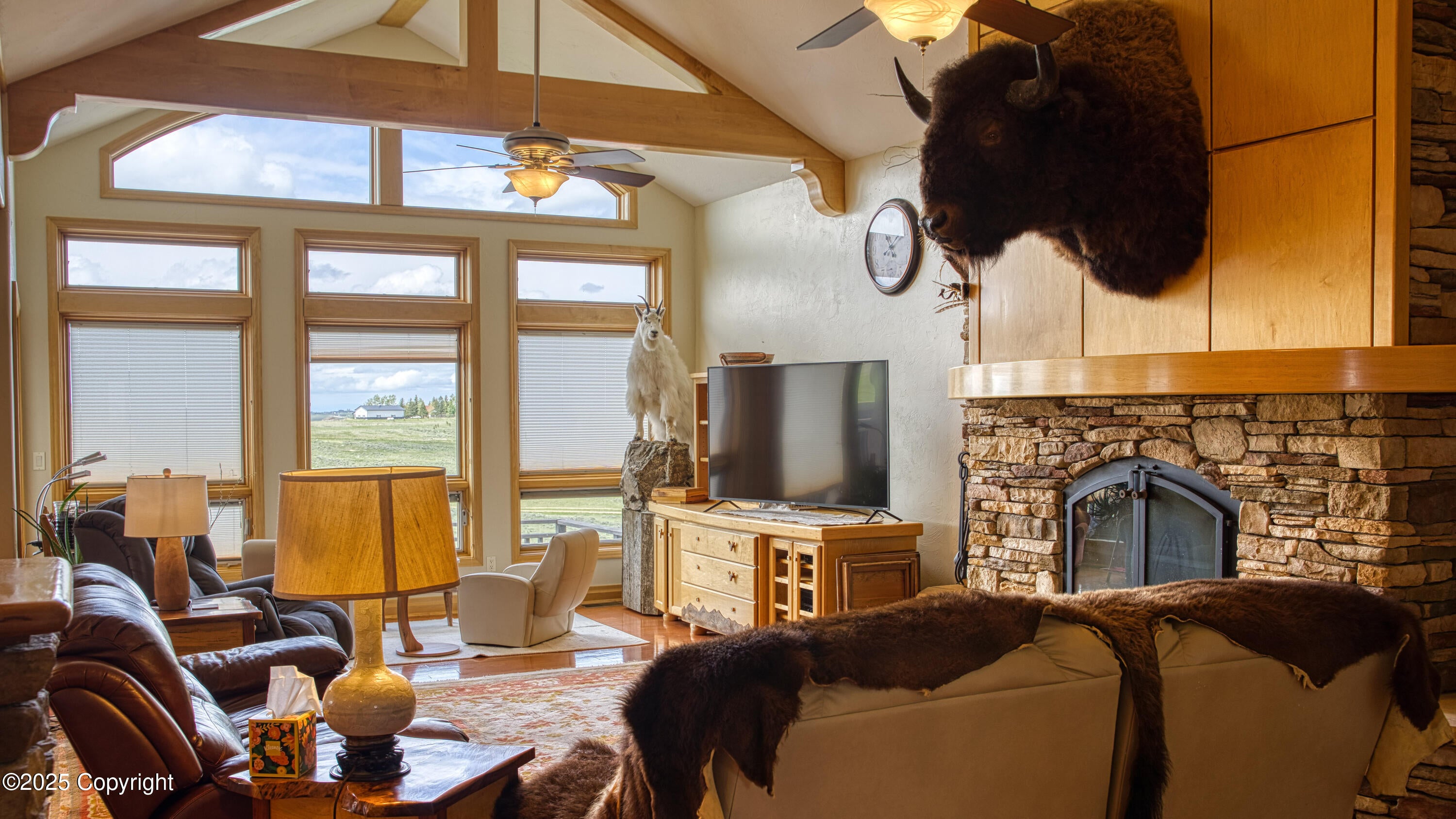 Gillette, Wyoming, 82718, United States, ,5 BathroomsBathrooms,Residential,Active,1824510