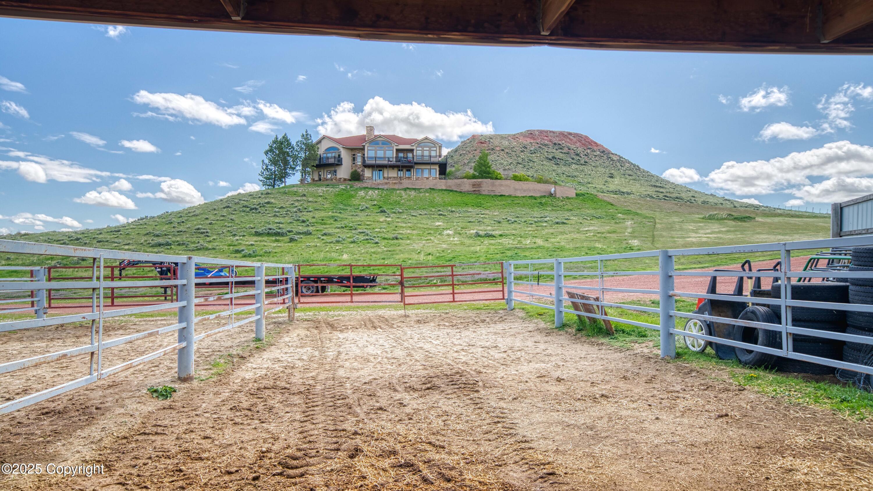 Gillette, Wyoming, 82718, United States, ,5 BathroomsBathrooms,Residential,Active,1824510