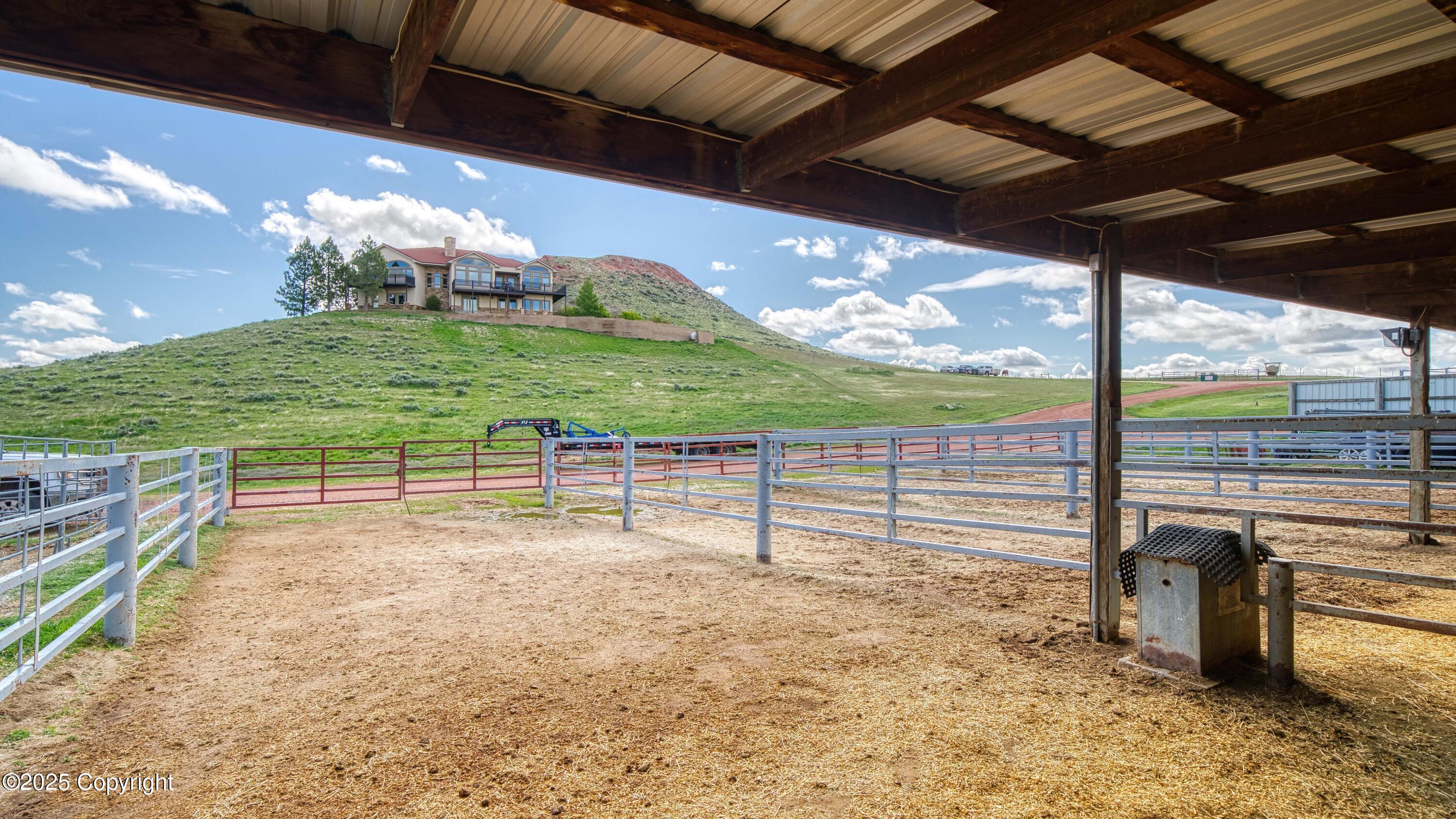 Gillette, Wyoming, 82718, United States, ,5 BathroomsBathrooms,Residential,Active,1824510