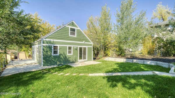 802 RICHARDS AVE, GILLETTE, WY 82716 - Image 1