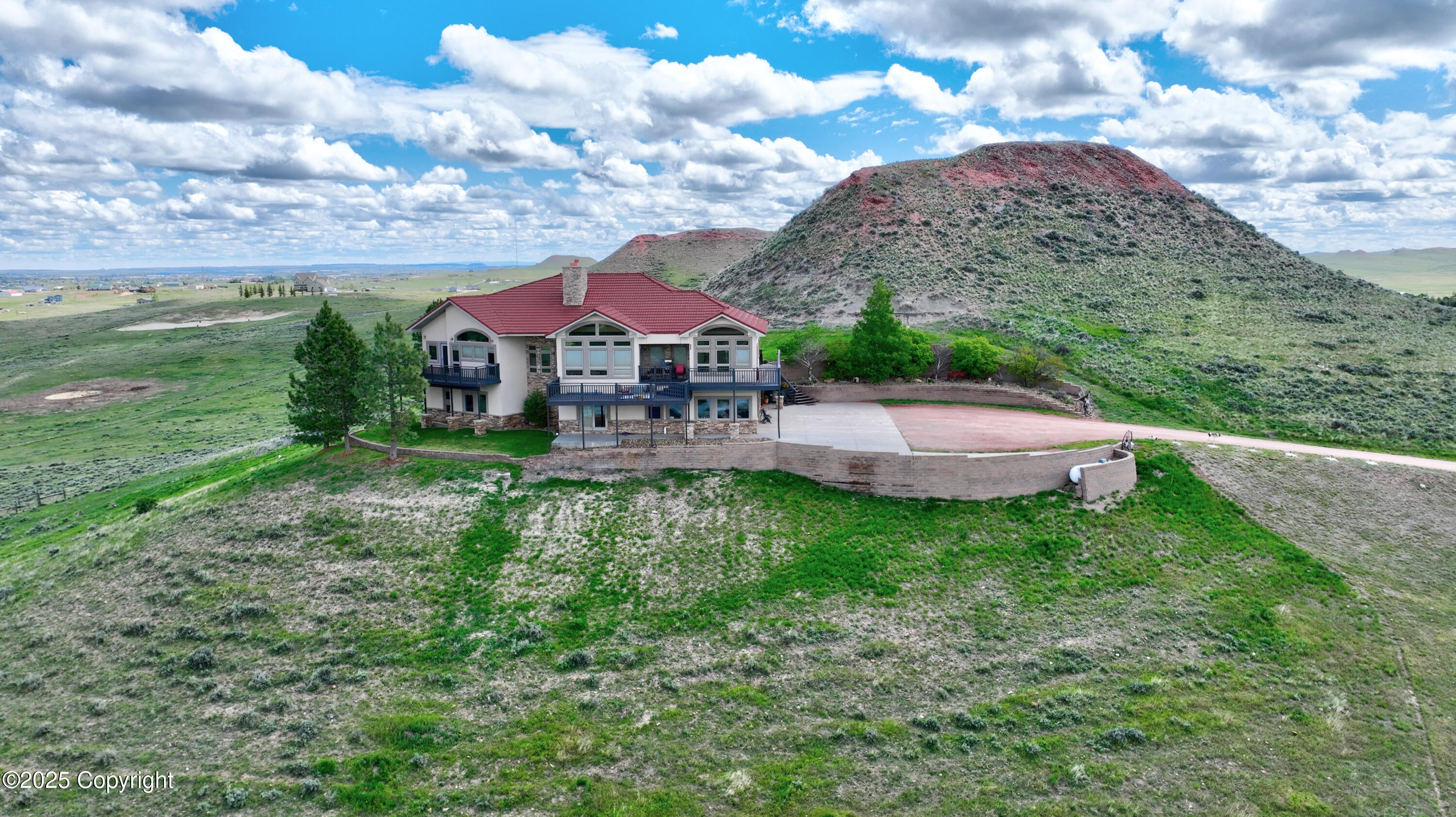 Gillette, Wyoming, 82718, United States, ,5 BathroomsBathrooms,Residential,Active,1824510