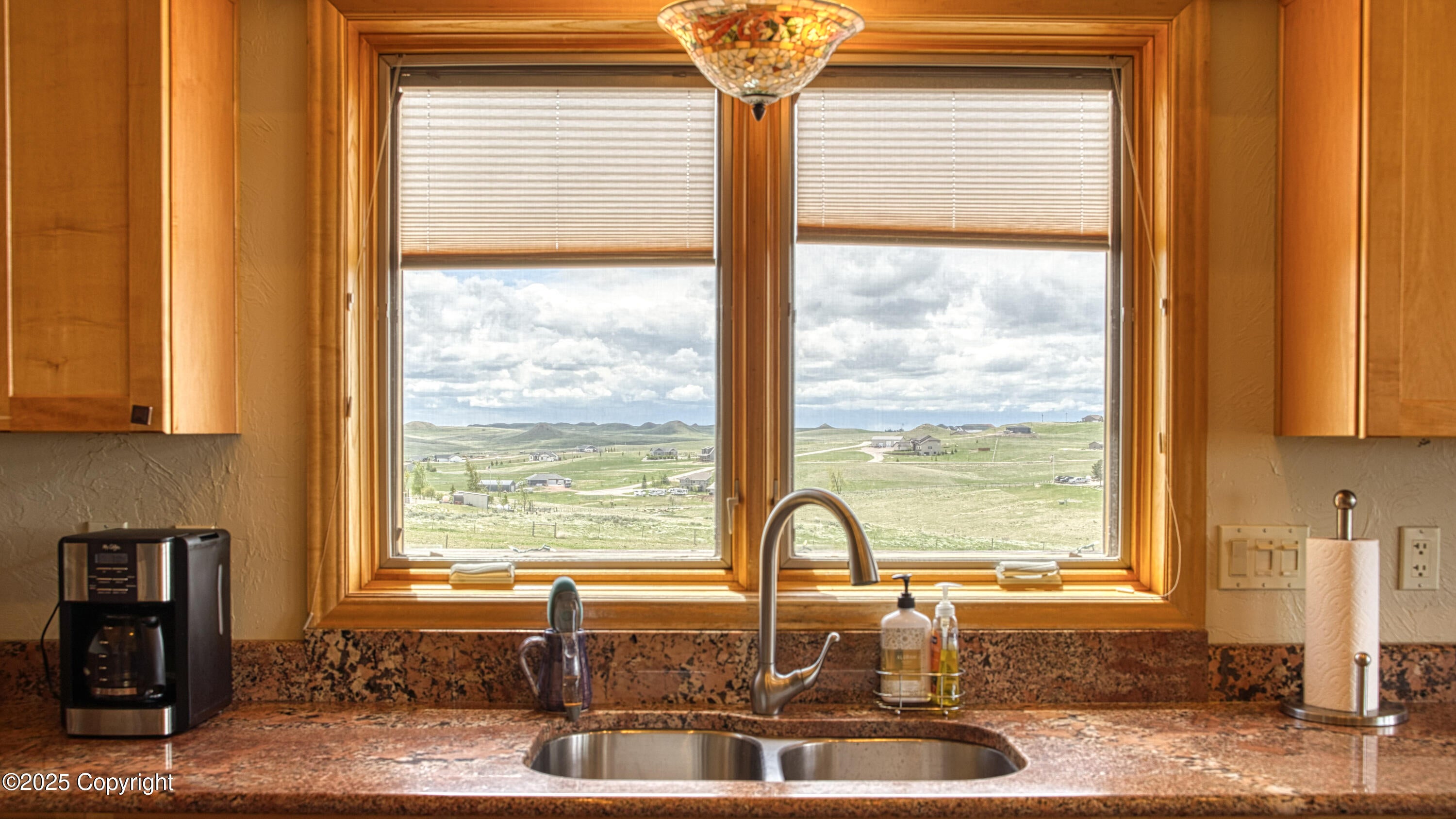 Gillette, Wyoming, 82718, United States, ,5 BathroomsBathrooms,Residential,Active,1824510
