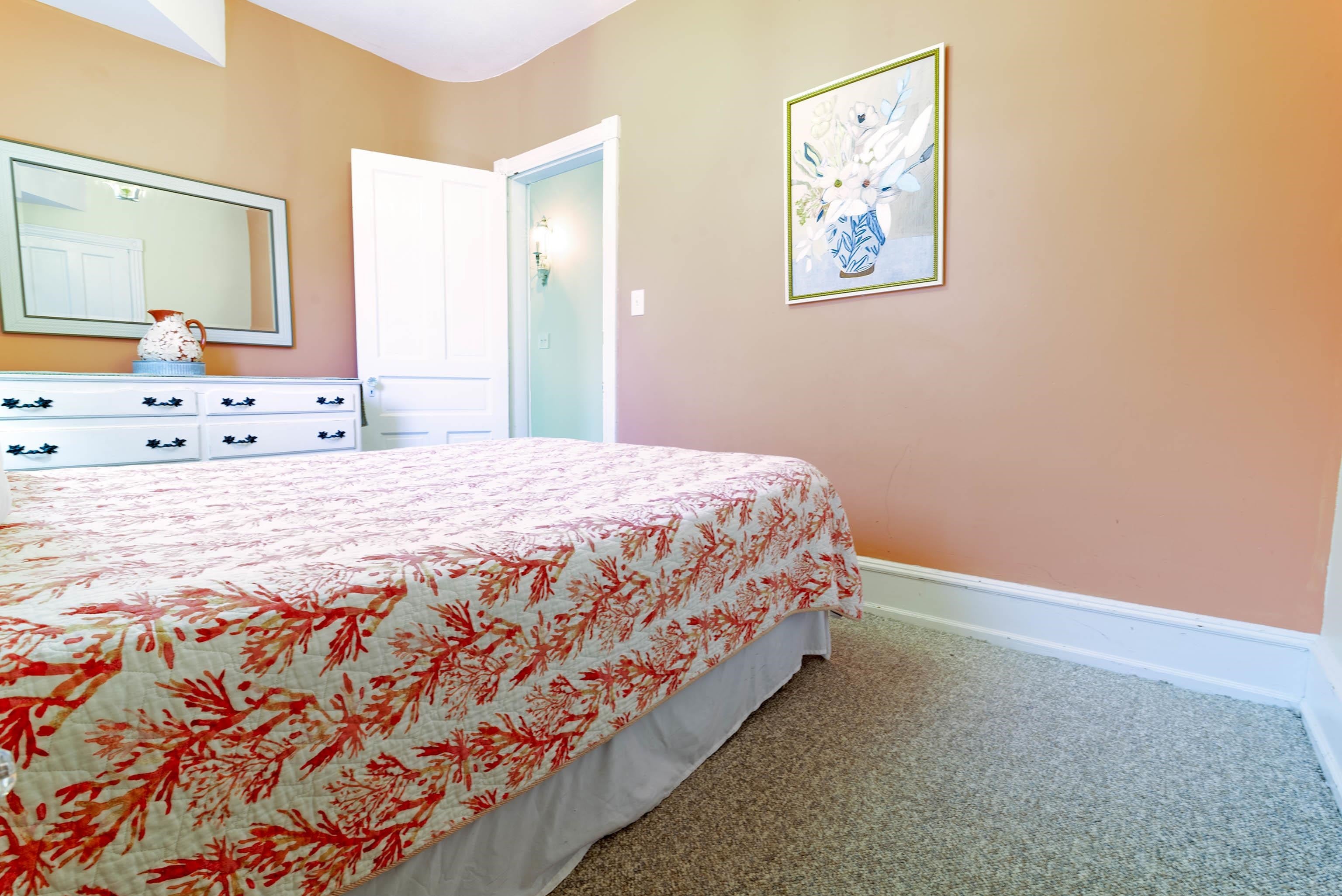 Cape May, New Jersey, 08204, United States, 8 Bedrooms Bedrooms, ,5 BathroomsBathrooms,Residential,Active,1952293