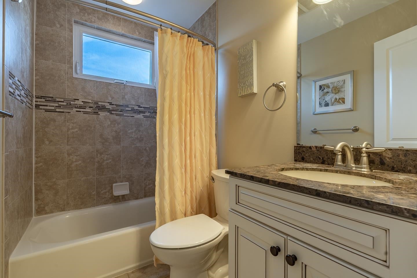 Sea Isle City, New Jersey, 08243, United States, 7 Bedrooms Bedrooms, ,5 BathroomsBathrooms,Residential,Pending,1993611