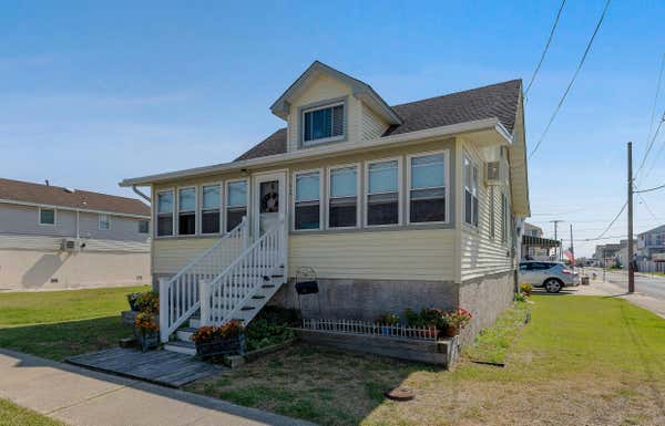 624 W GLENWOOD AVE, WEST WILDWOOD, NJ 08260 - Image 1