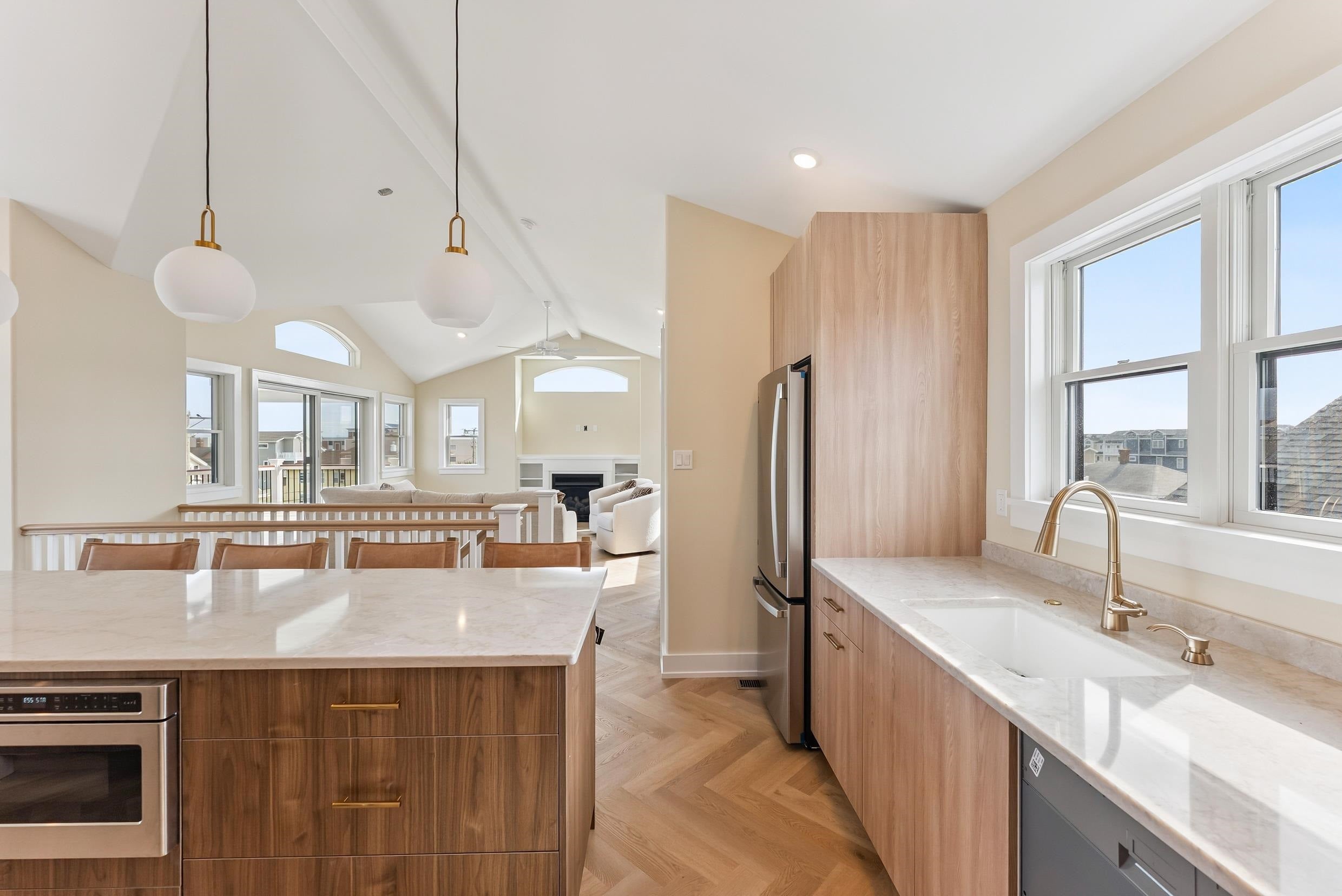 Sea Isle City, New Jersey, 08243, United States, 5 Bedrooms Bedrooms, ,5 BathroomsBathrooms,Residential,Pending,1993637