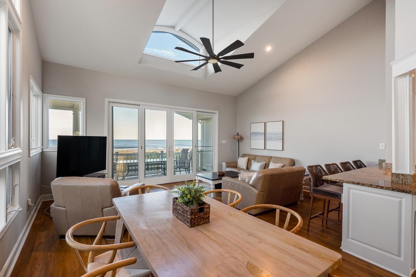 Sea Isle City, New Jersey, 08243, United States, 5 Bedrooms Bedrooms, ,4 BathroomsBathrooms,Residential,Active,1953272
