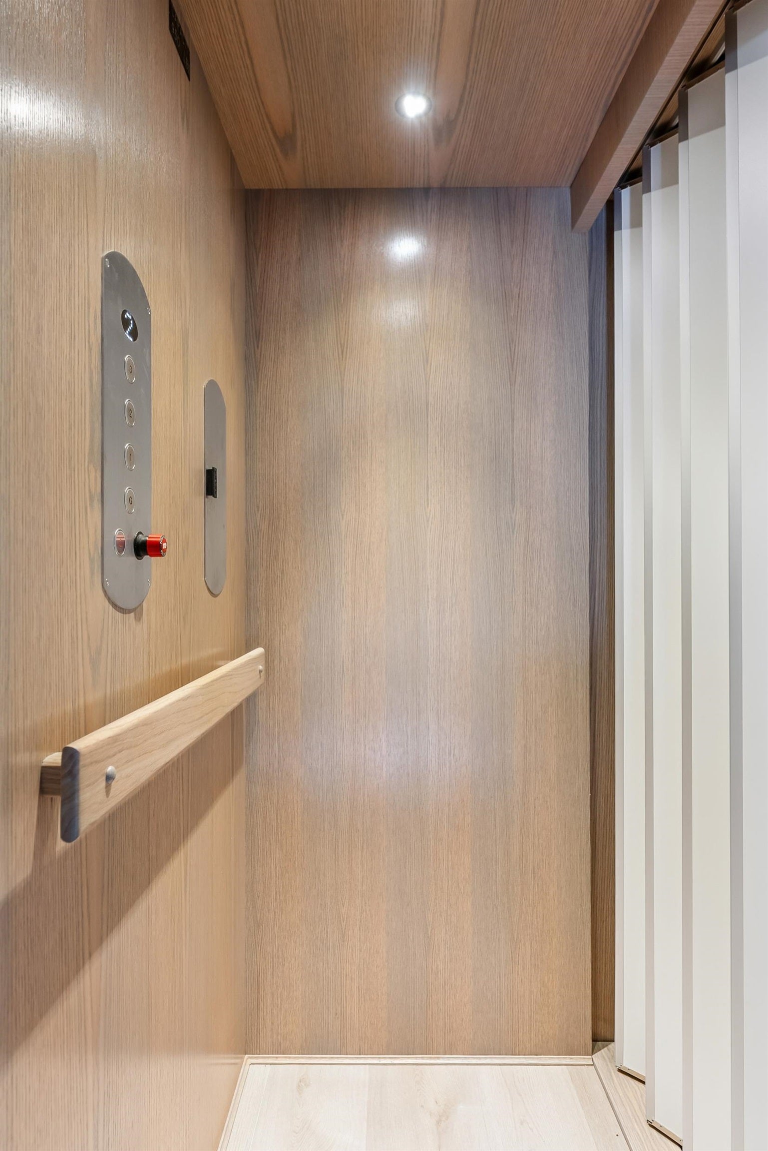 Sea Isle City, New Jersey, 08243, United States, 5 Bedrooms Bedrooms, ,5 BathroomsBathrooms,Residential,Pending,1993637