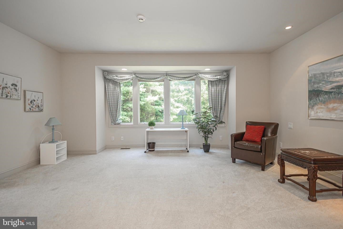 Moorestown, New Jersey, 08057, United States, 5 Bedrooms Bedrooms, ,7 BathroomsBathrooms,Residential,Active,1898011